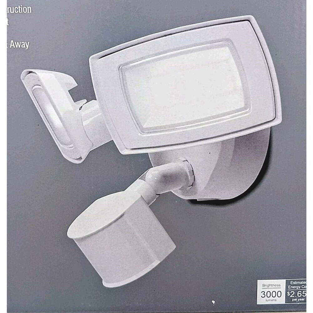 NEW Flood Light LED Motion Detection 60 Ft away WHITE Twin Head Adjusts Outdoor